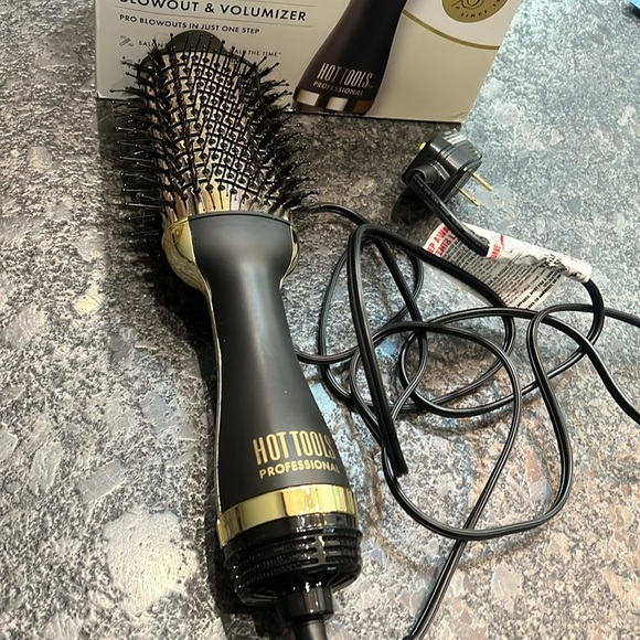 Hot Tools Pro Artist 24K Gold Collection One-Step Blowout & Volumizer New in Box - Picture 4 of 4
